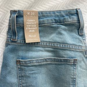 MADEWELL Curvy Perfect Vintage Straight Jean